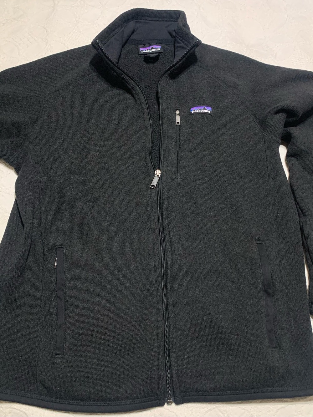 ‘Patagonia’ Black Lightweight Full-Zip Fleece Jacket